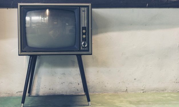 Televiziunea și mass-media au devenit inutile