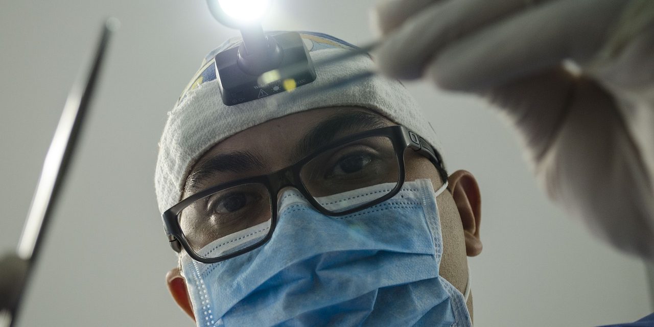 Relația dintre medic și pacient rămâne în timp o prietenie